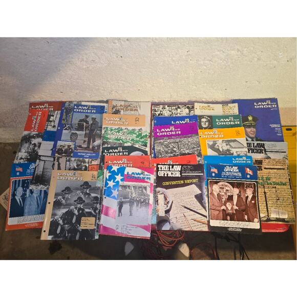 Vintage Law and Order Police Management Magazines Lot – Late 1970s Bundle - Picture 1 of 3